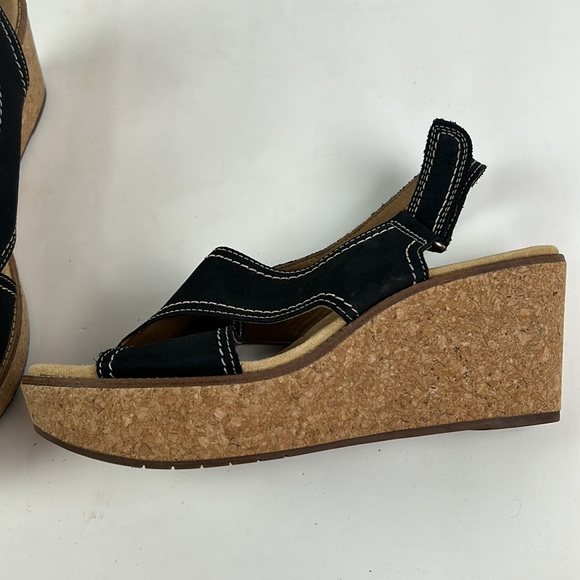 EUC CLARKS Aisley Tulip Wedge Sandal in Black 9.5 - Picture 4 of 10